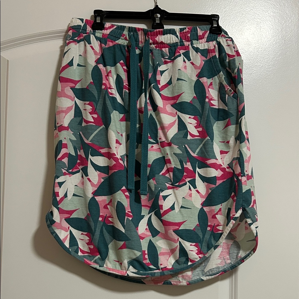 Tropical Leaf Print Mini Skirt